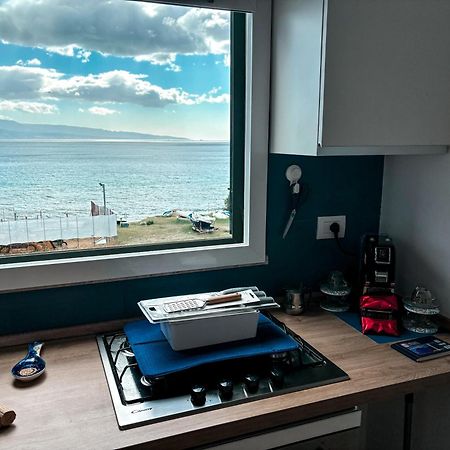 Apartamento Bilocale Affacciato Sullo Stretto Mesina Exterior foto